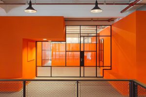 Bright orange walls with black SL30 MHB interior profiles JIP amsterdam